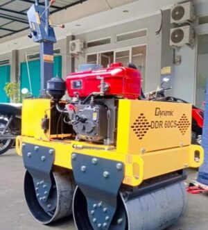Baby Roller Kapasitas 1 - 2 Ton Dynamic DDR 60 CS Diesel R180