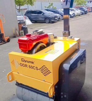 Baby Roller Kapasitas 1 - 2 Ton Dynamic DDR 60 CS Diesel R180